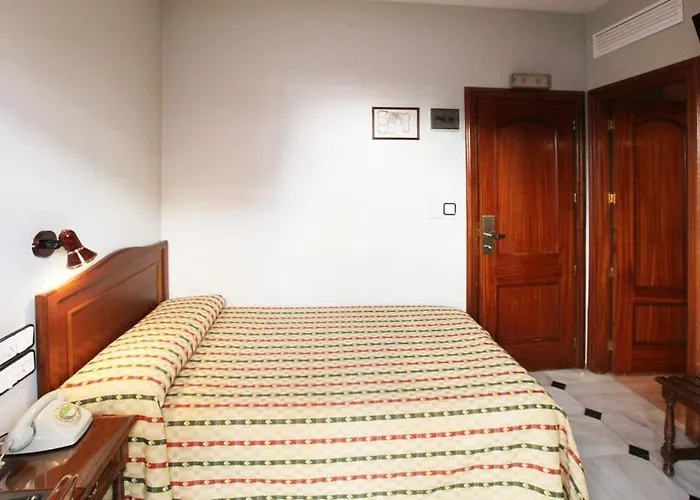 Hotel El Cisne Cordoba