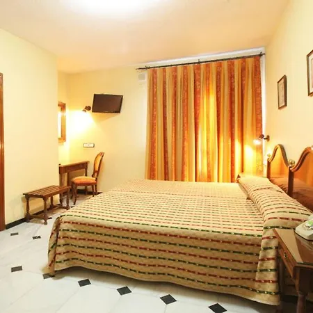 Hotel El Cisne 2*